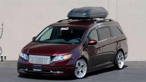 Honda Odyssey by Bisimoto 