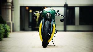 Lotus C-01 