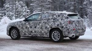 BMW X2 направился в Париж 