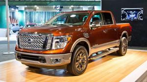 Компания Nissan объявила цены на бензиновые версии пикапов Titan и Titan XD