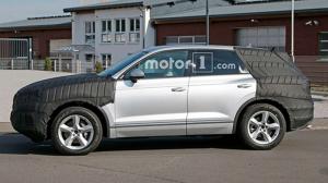 Шпионы впервые сфотографировали новый Volkswagen Touareg