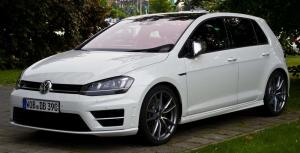 Немецкий концерн Volkswagen прекращает выпуск модели Golf