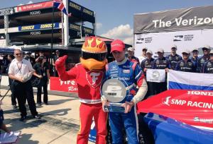 Михаил Алёшин завоевал первый поул в IndyCar