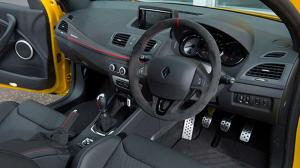Последний экземпляр Renault Megane RS выставили на продажу 