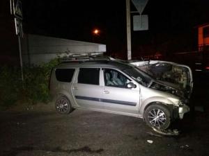 Авто опрокинулось на бок в результате ДТП в Алматы