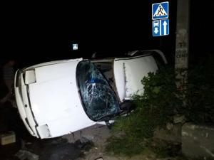 Авто опрокинулось на бок в результате ДТП в Алматы