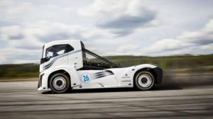 2016 Volvo The Iron Knight 