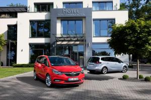 Opel приступил к производству обновленного минивэна Zafira 
