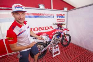 Евгений Бобрышев будет гоняться на новом мотоцикле Honda CRF450RW 2017 