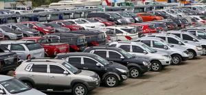 Больше половины автомобилей в России оказались иномарками