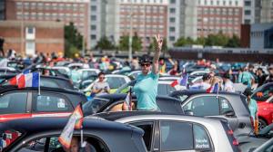 В Германии прошел самый масштабный парад сити-каров Smart