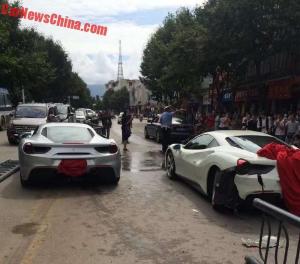 В Китае суперкар Ferrari 488 GTB врезался в другой Ferrari 488 GTB 