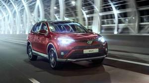 В России начался прием заказов на новую комплектацию кроссовера Toyota RAV4