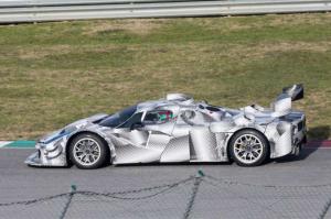 Шпионы сфотографировали гоночный Ferrari для Ле-Мана