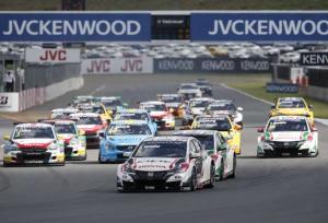 Тройной триумф Honda в гонке открытия WTCC в Мотеги