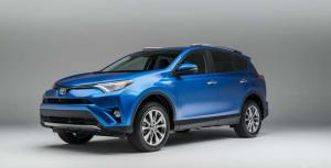 Продажи кроссоверов и внедорожников Toyota в России увеличились на 5,5 процета