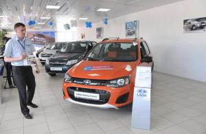 В России продажи Lada в августе превысили 20 тысяч автомобилей