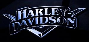 Мотоцикл Harley-Davidson Папы Римского продадут