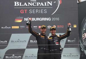 Экипаж Garage 59 McLaren завоевал чемпионский титул в серии Blancpain Endurance