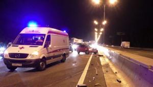 В ДТП с грузовиком на МКАД погибли два человека