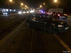 Попал в мертвую зону: на МКАД девушка на фуре устроила ДТП