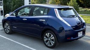 Базовый Nissan Leaf сменил батарею и стал дороже