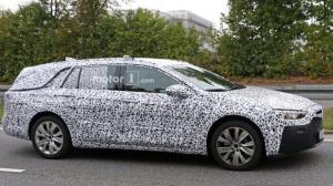 Универсал Opel Insignia станет заметно длиннее
