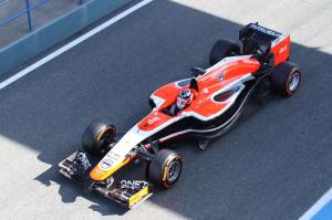 Marussia MR03 готовится к дебюту на трассе