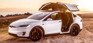 Tesla пообещала создать полноценный автопилот с суперкомпьютером