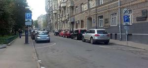 Срок действия резидентных парковочных разрешений продлят до трех лет