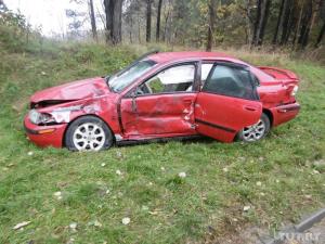 В Минском районе Volvo не пропустила МАЗ: 19-летний водитель легковушки в реанимации