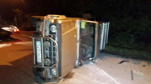 Внедорожник, не уступив дорогу, перевернулся в ДТП на окраине Алматы