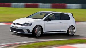 Volkswagen сократит количество модификаций нового Golf