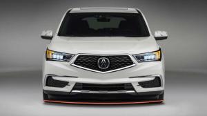 Acura MDX для перевозки суперкара Acura NSX GT3 
