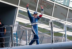 Егор Оруджев выиграл вторую гонку Формулы V8 3.5