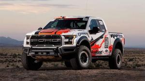 Ford выставит на внедорожные гонки серийный F-150 Raptor