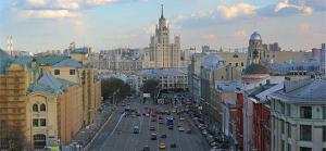 В Москве на неделю ограничат движение транспорта