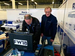 Деймон Хилл вернулся за руль Williams FW18