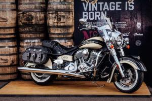 Мотоцикл Indian Chief Vintage Jack Daniel’s Edition ушел с акциона за 150 000 долларов