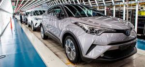 Toyota начала серийное производство кроссовера CH-R 
