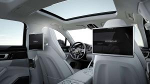Porsche показала новые версии Panamera для России