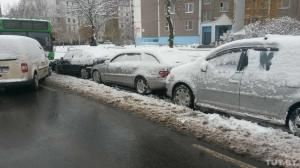 В Минске водителю автобуса стало плохо за рулем: он протаранил 7 автомобилей