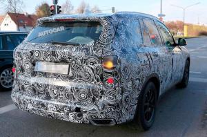 Серийная версия нового BMW X5 замечена на тестах 