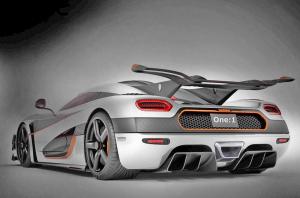 Koenigsegg приоткрыл 1340-сильный суперкар