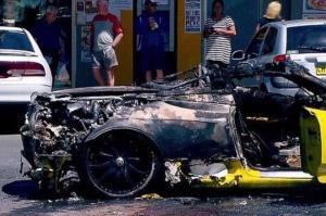 В Сиднее ограбили водителя загоревшегося Ferrari