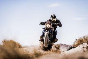 Тони Карбахаль прохватил на Victory Octane в пустыне 