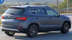 Фотошпионы сумели заснять «заряженный» Seat Ateca