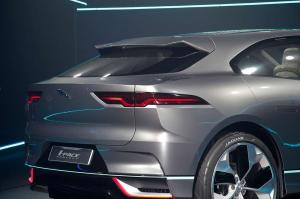 Сборку первого электрического кроссовера Jaguar наладят в Австрии
