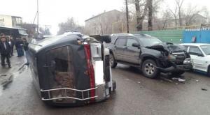 Водители двух авто пострадали в ДТП в Алматы 