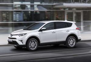 Toyota ввела вторую смену на своем российском заводе